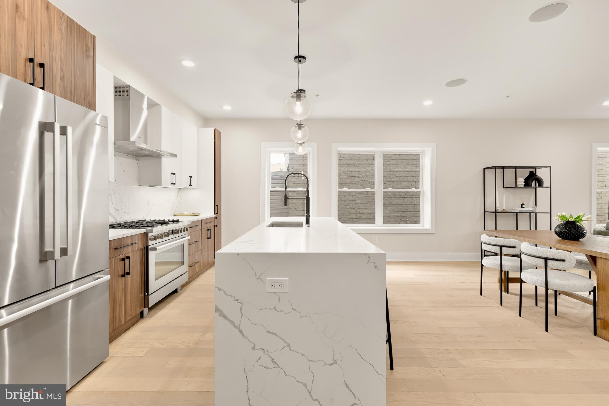 615 Irving St NW #1
