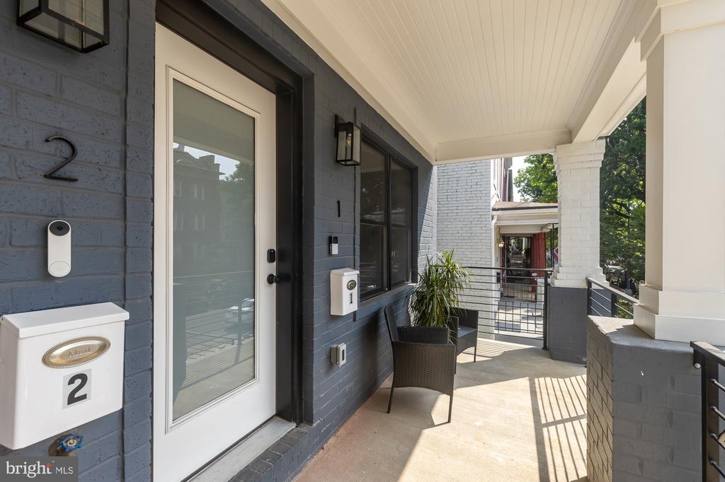 615 Irving St NW #1
