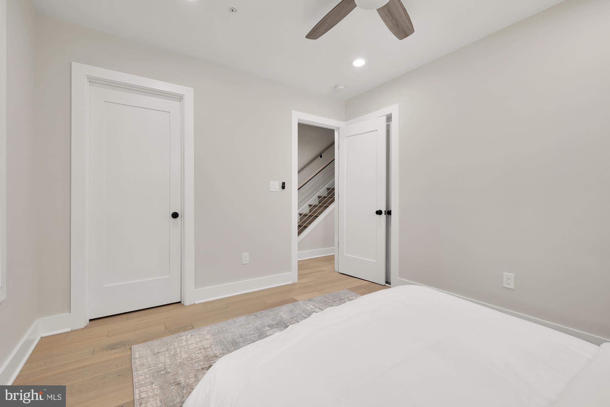 615 Irving St NW #1