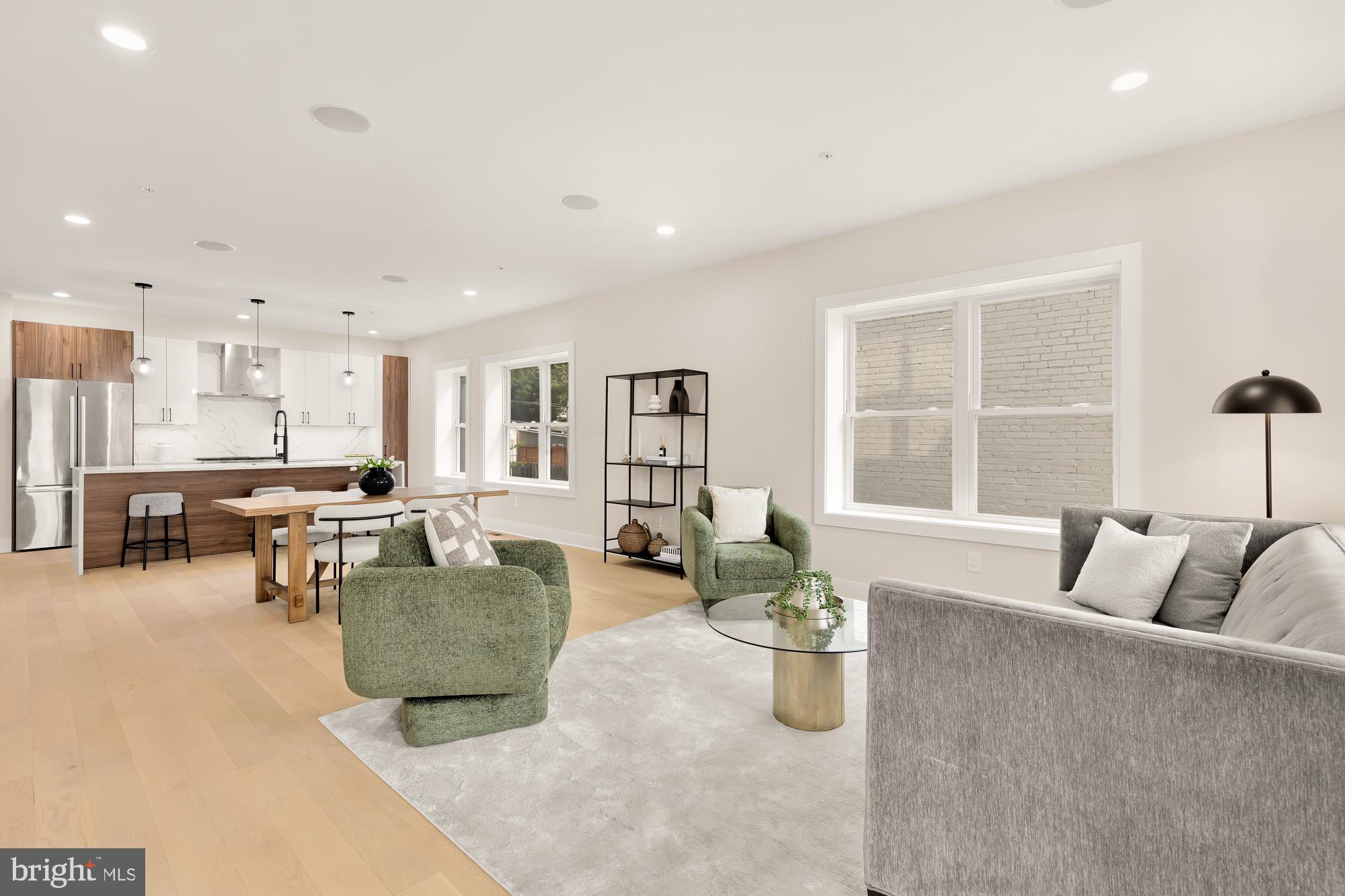 615 Irving St NW #1