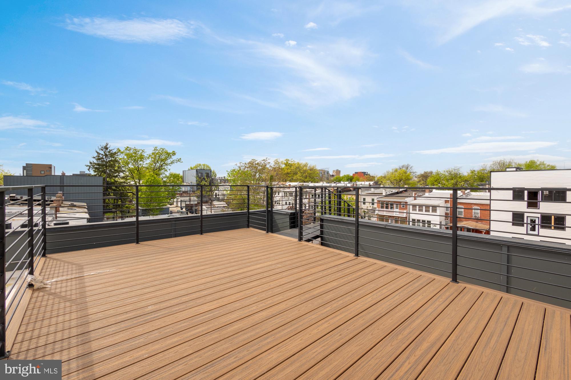 615 Irving St NW #1