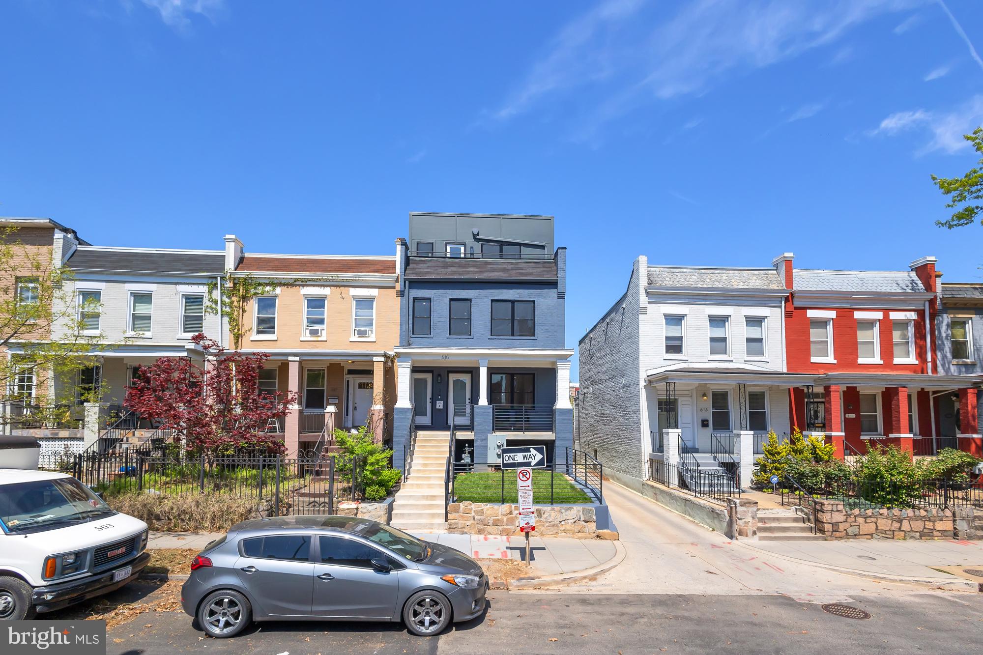 615 Irving St NW #1