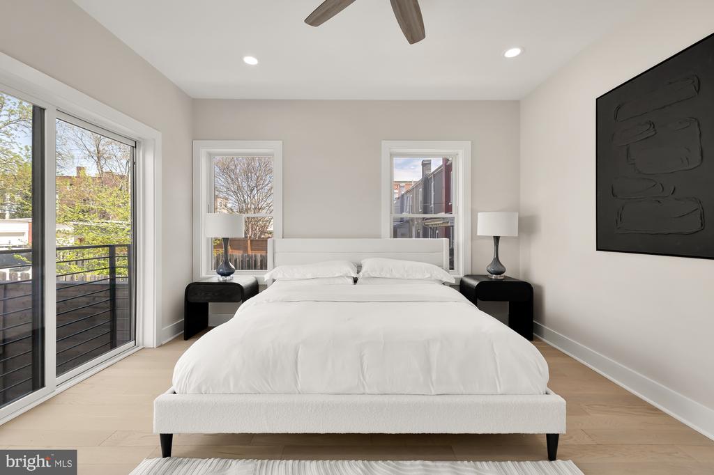 615 Irving St NW #1