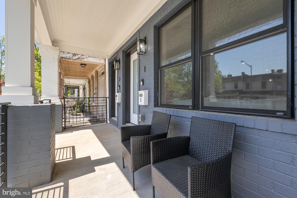 615 Irving St NW #1