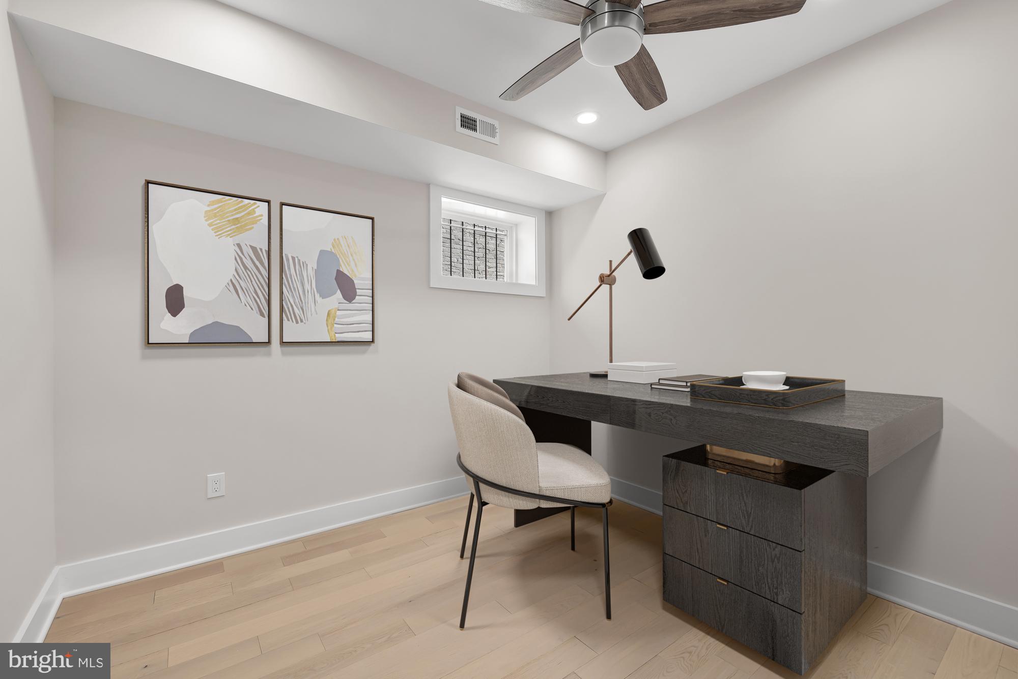 615 Irving St NW #1