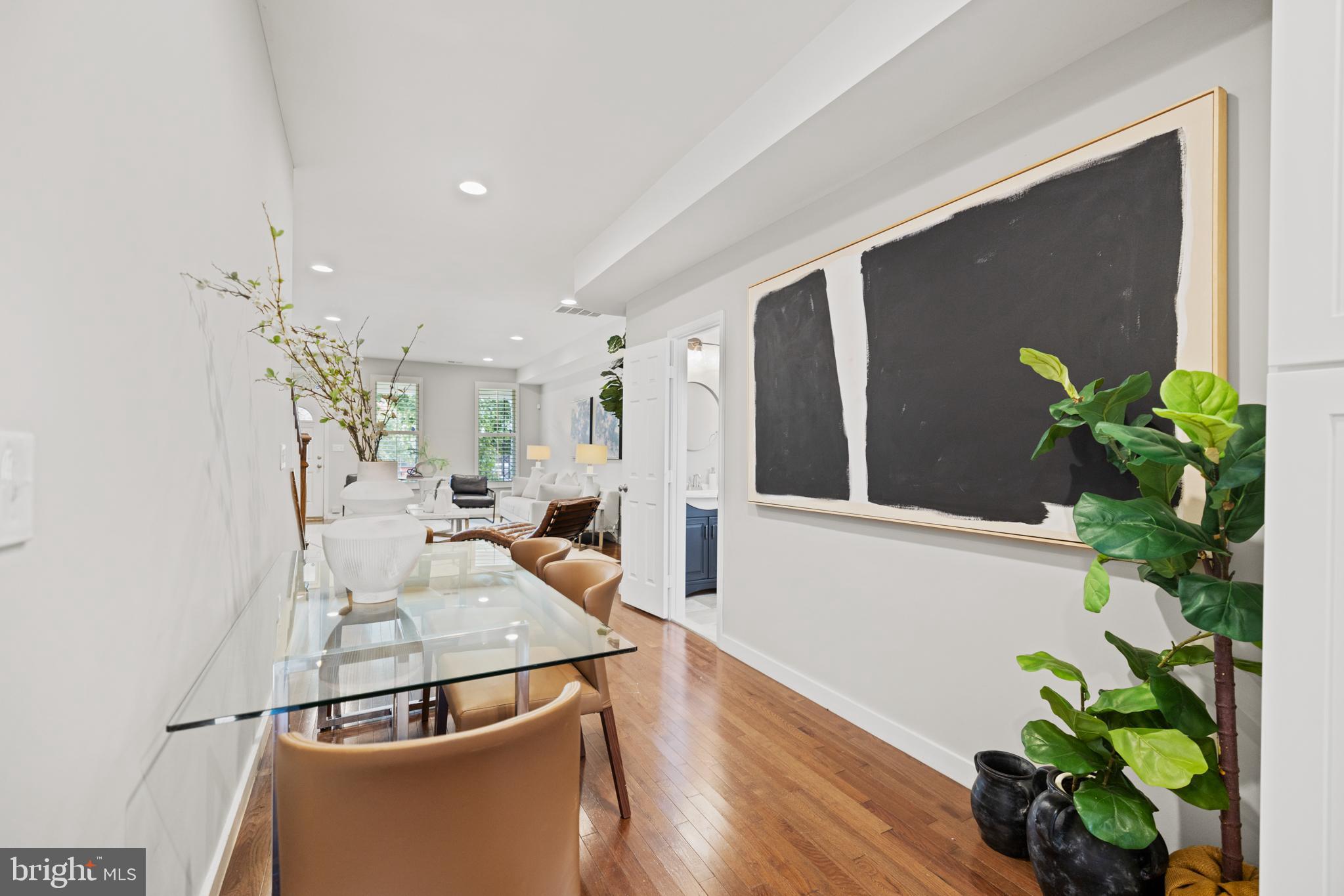 1610 Montello Ave NE