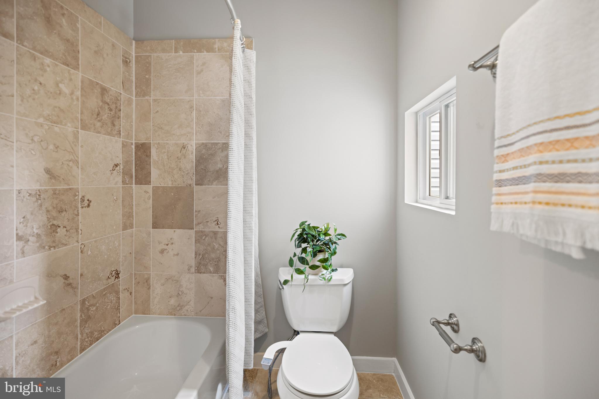 1610 Montello Ave NE