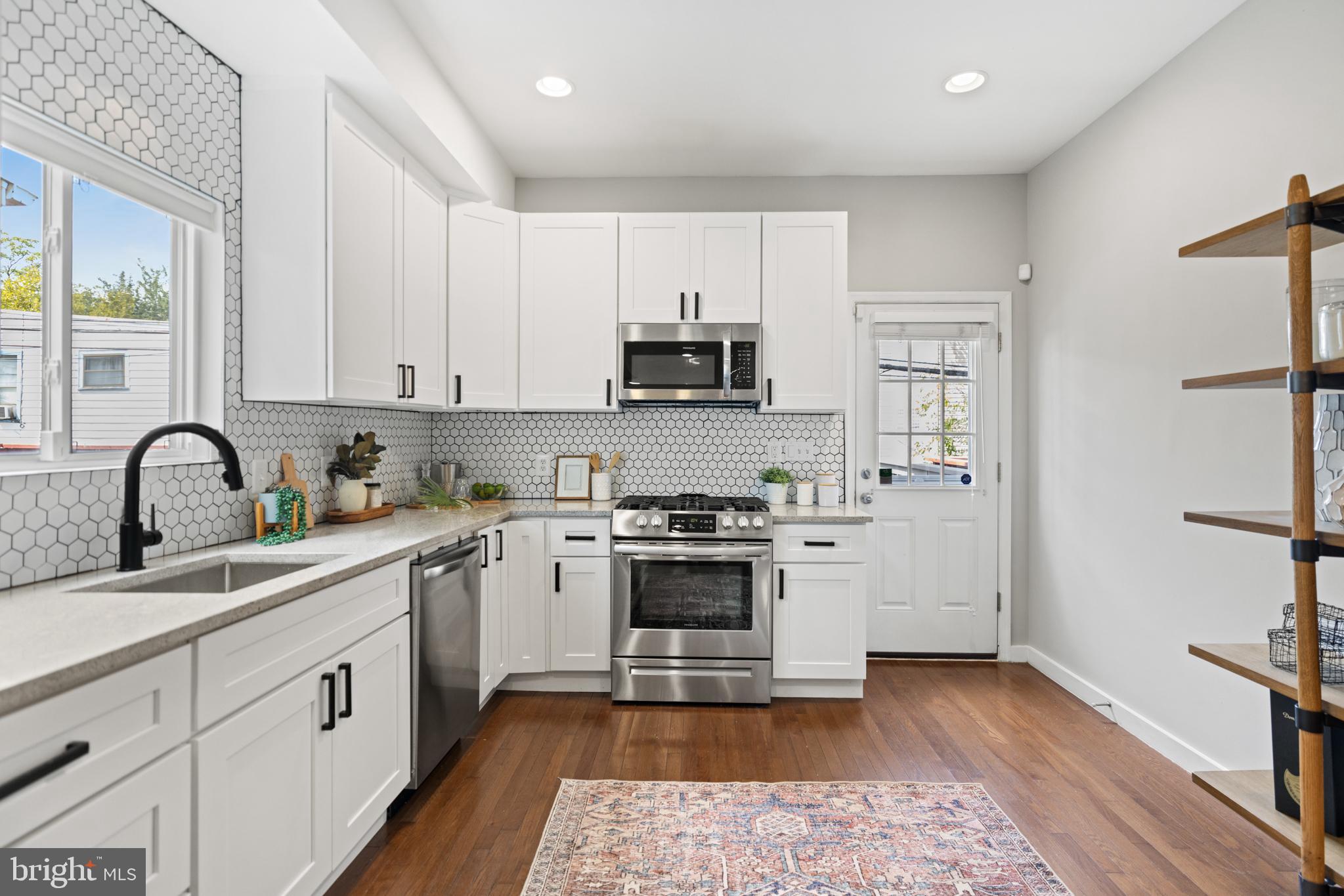 1610 Montello Ave NE