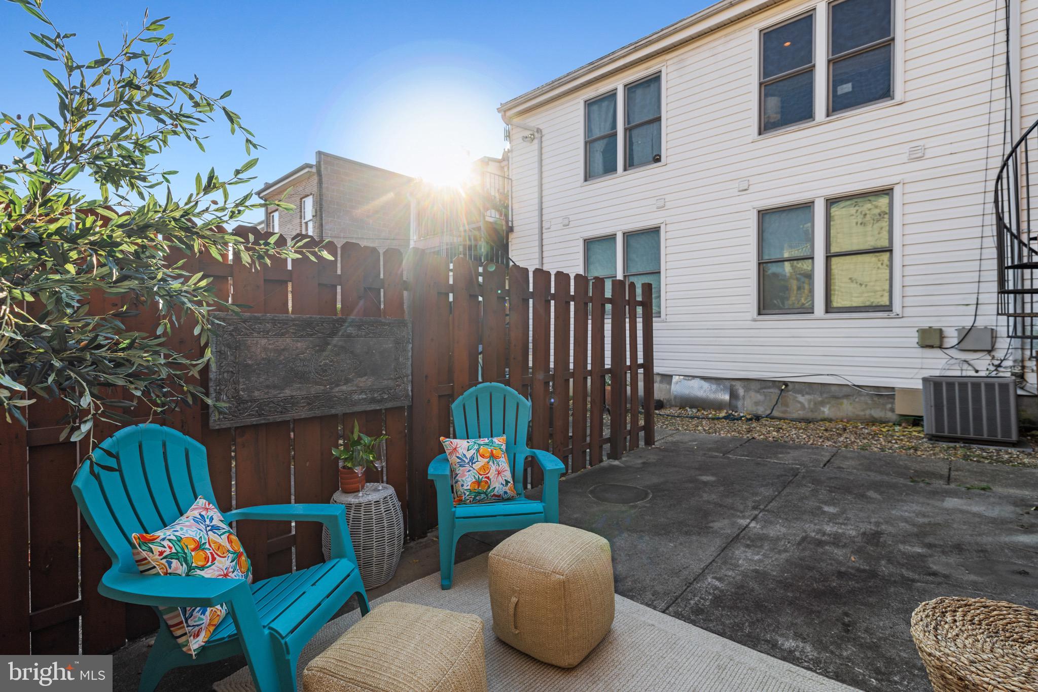 206 Bryant St NE #3