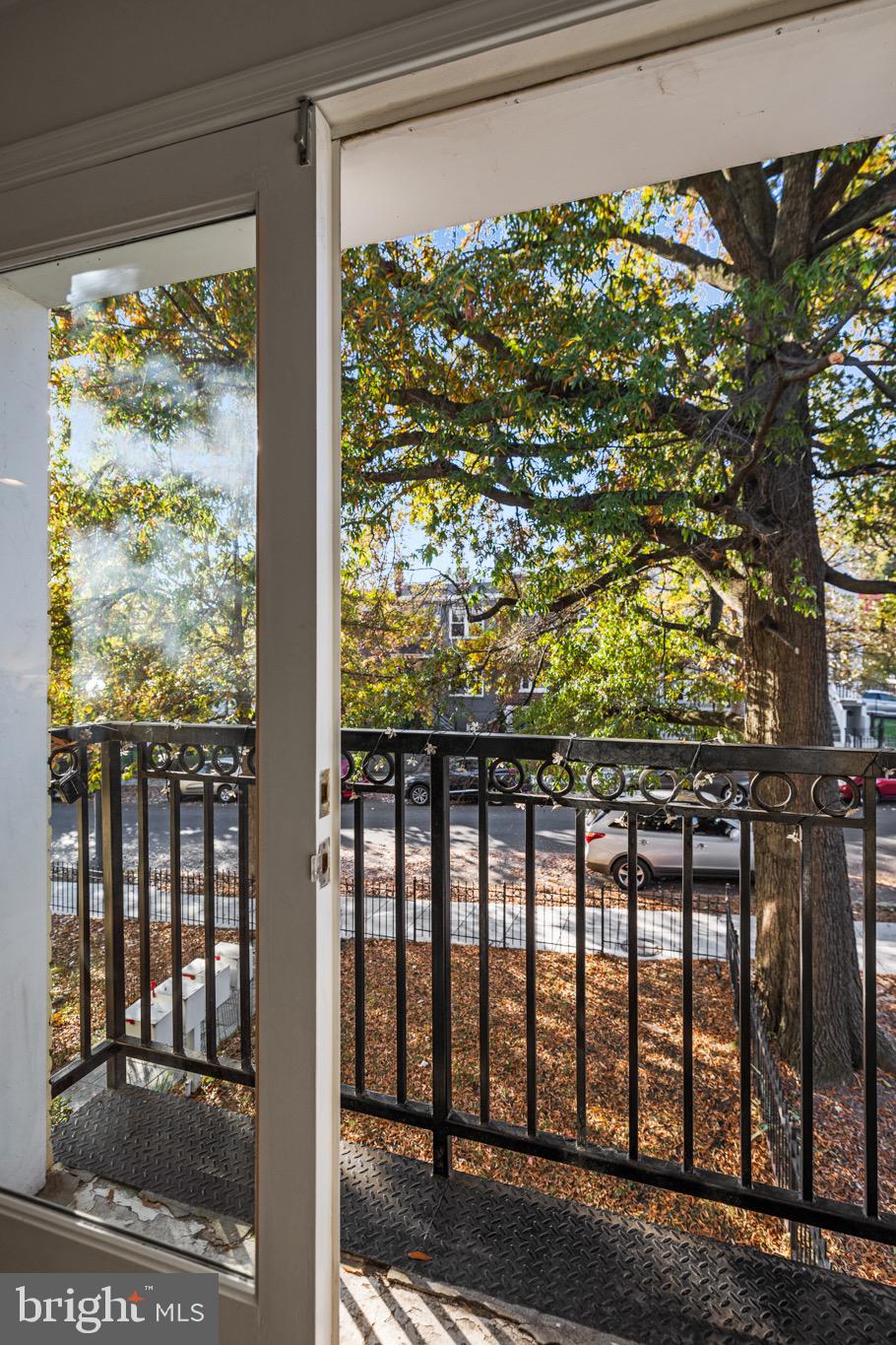 206 Bryant St NE #3