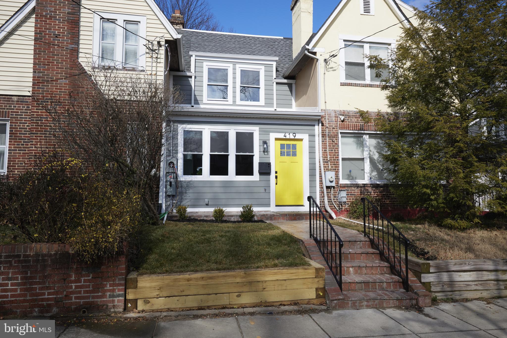419 Marietta Pl NW