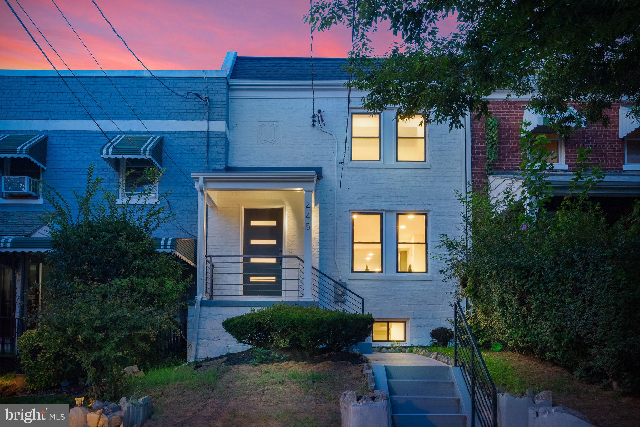 445 Decatur St NW