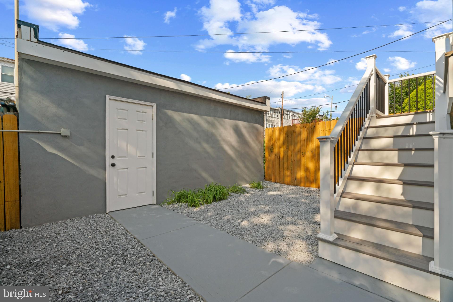 445 Decatur St NW