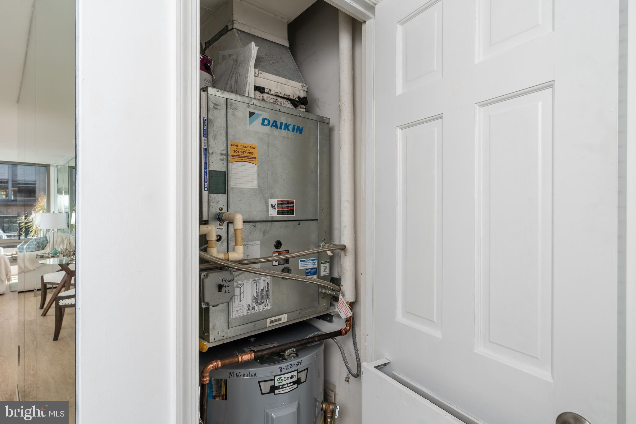 701 Pennsylvania Ave NW #1015