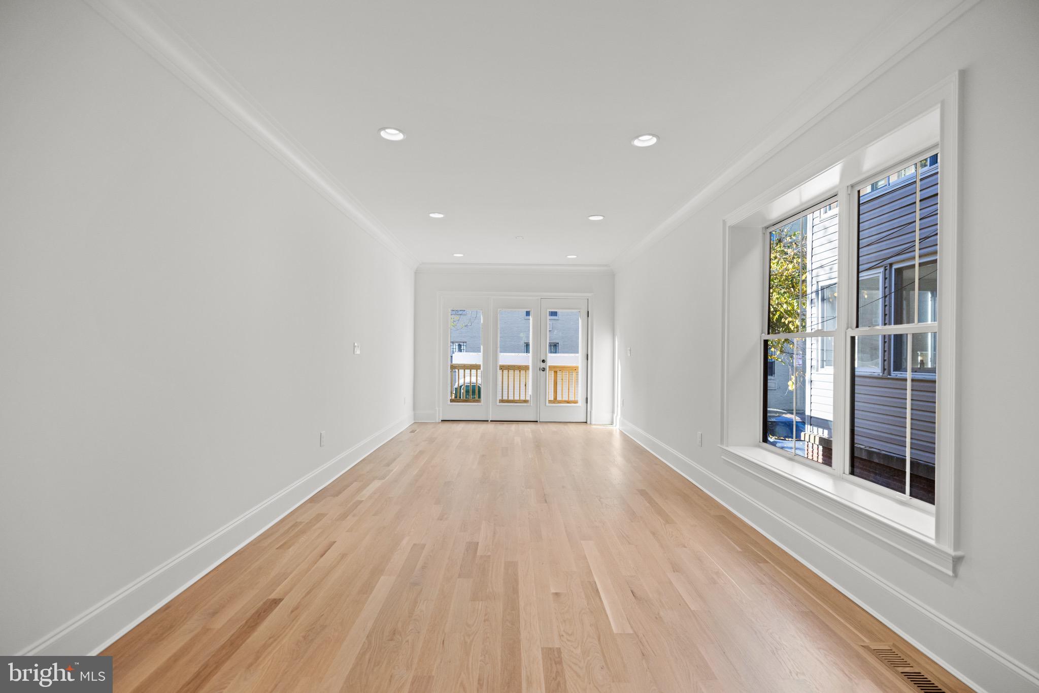 1440 Monroe St NW