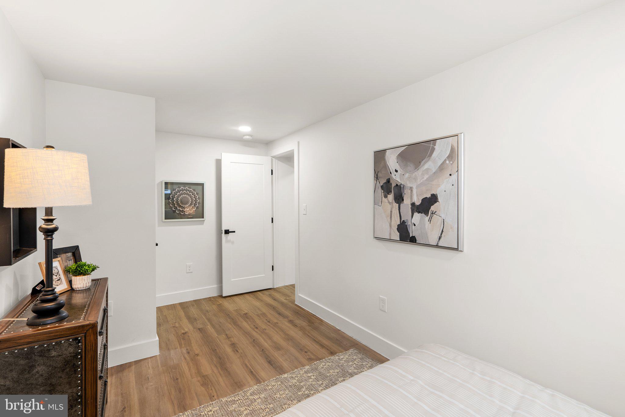 238 Longfellow St NW