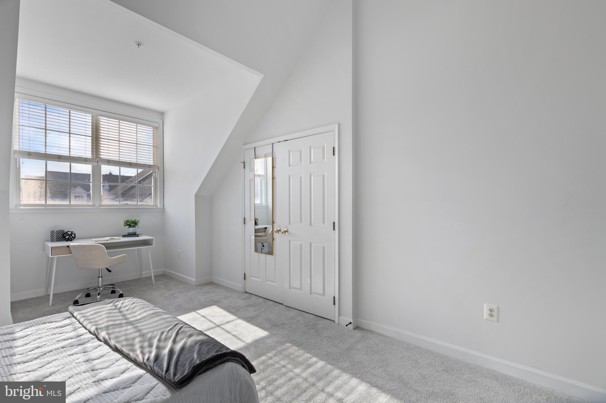 707 Capitol Square Pl SW