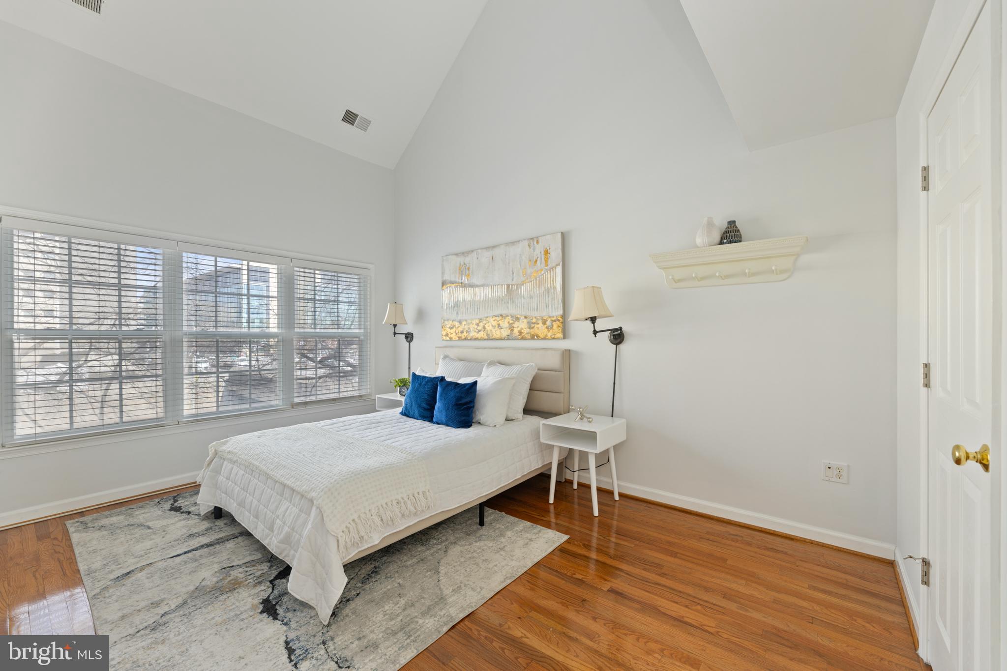 707 Capitol Square Pl SW