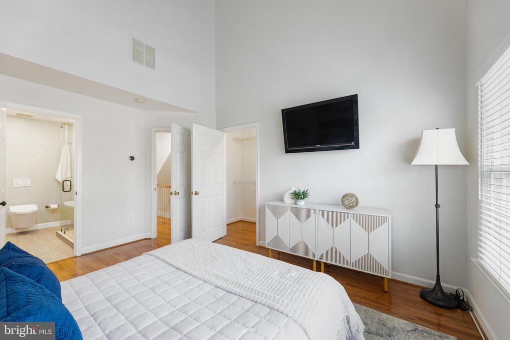 707 Capitol Square Pl SW