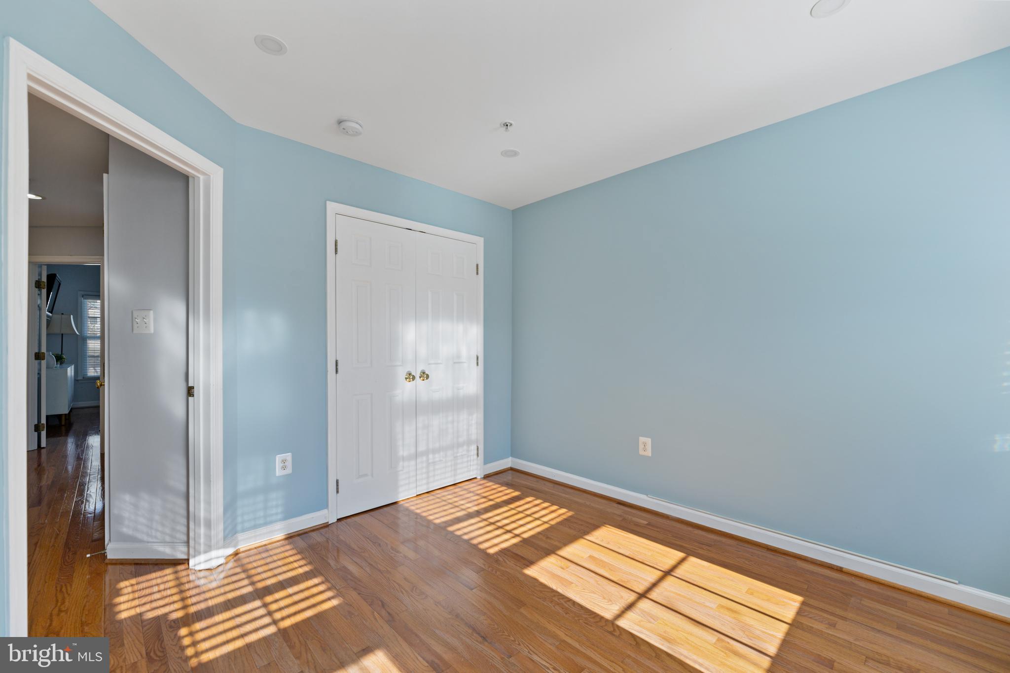 707 Capitol Square Pl SW