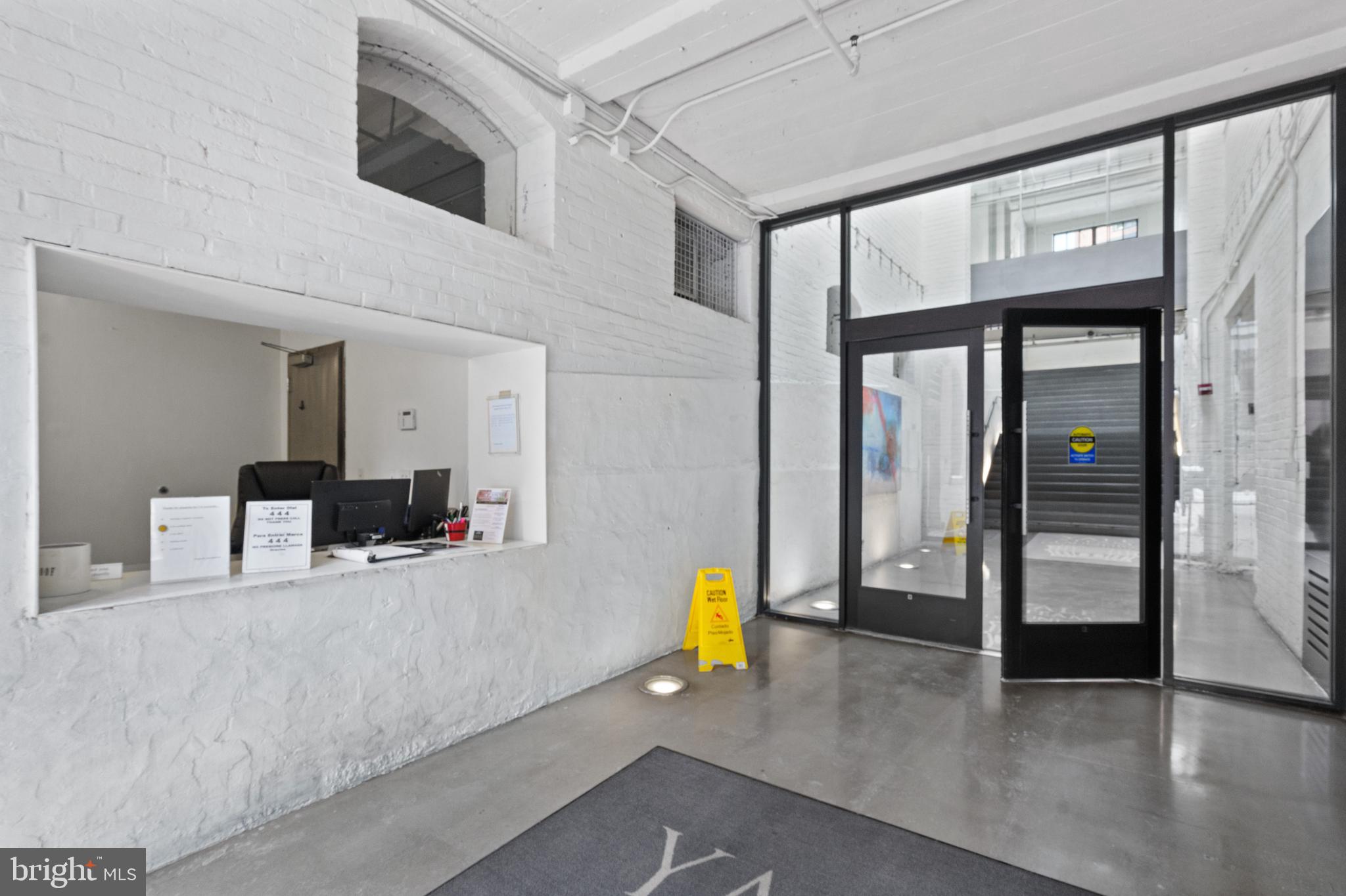 437 New York Ave NW #213