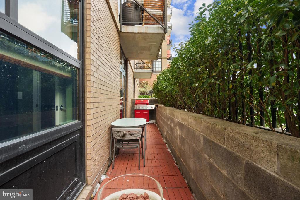 437 New York Ave NW #213