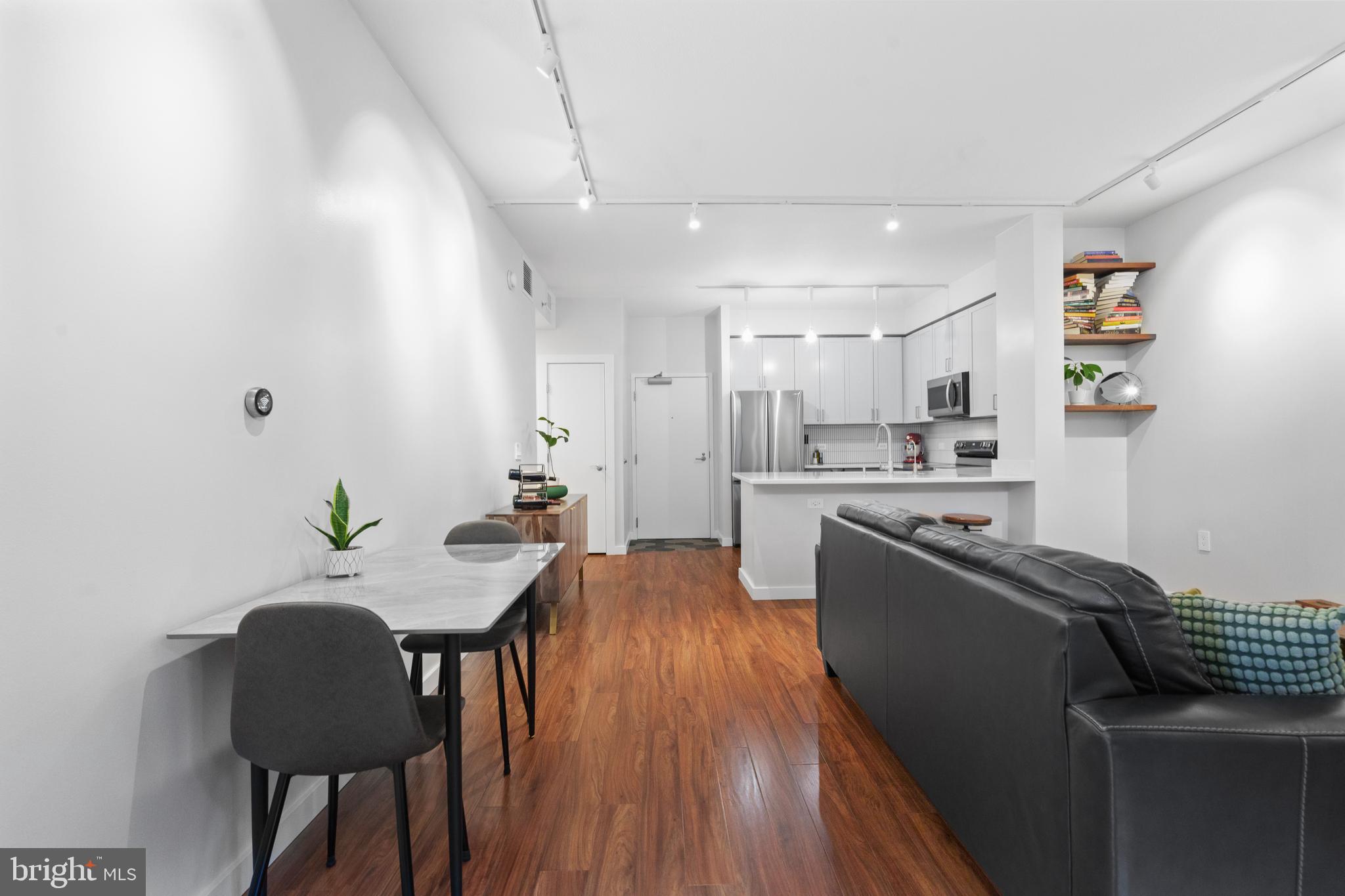 437 New York Ave NW #213