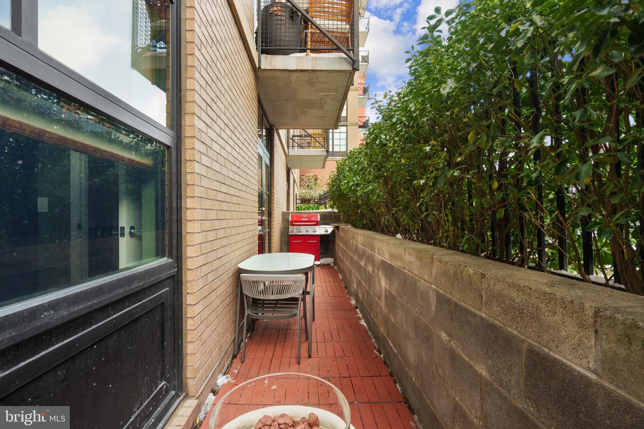 437 New York Ave NW #213