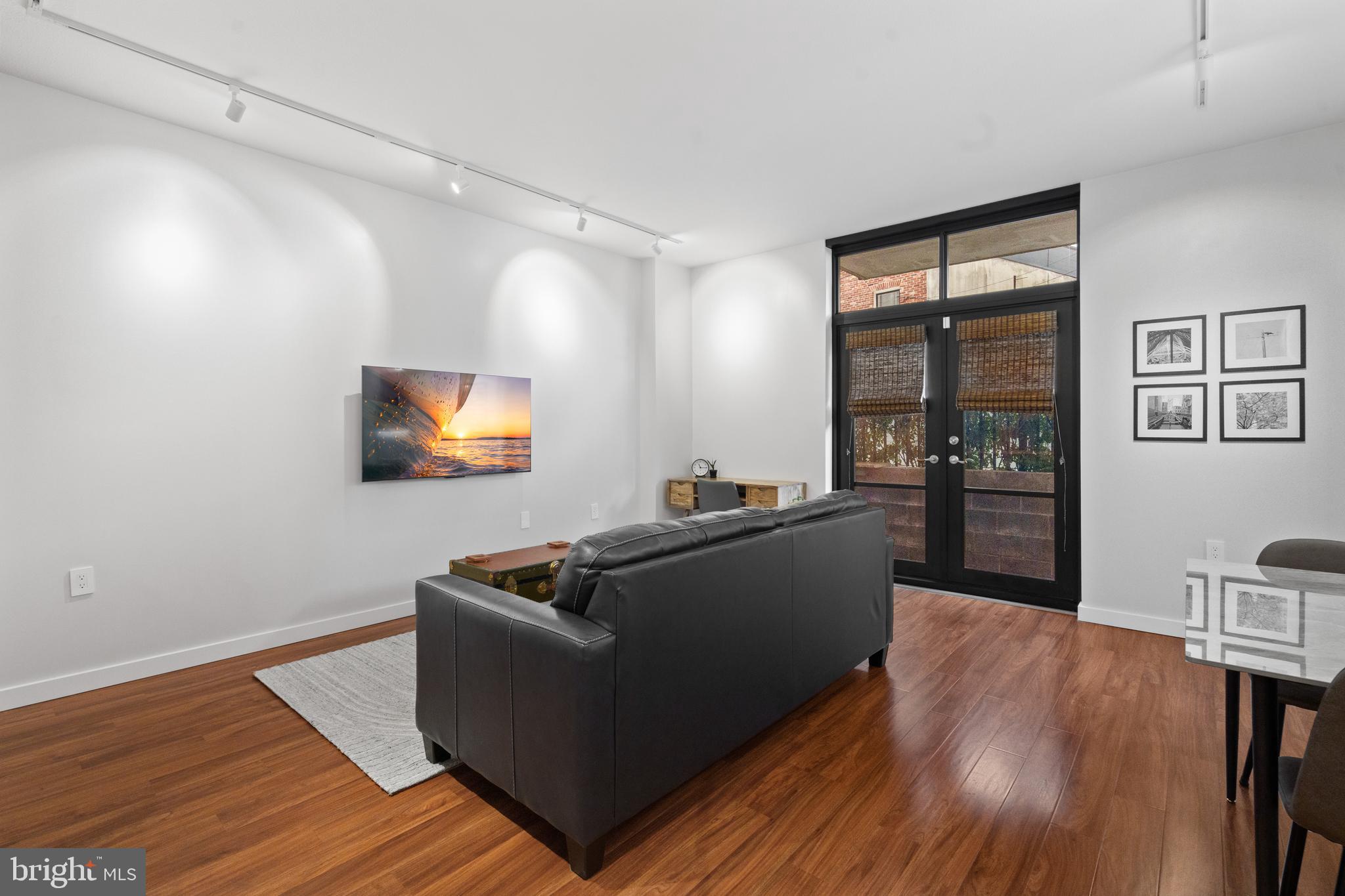 437 New York Ave NW #213