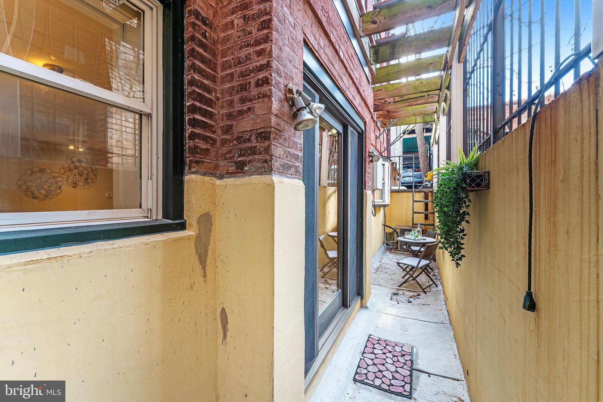 1326 Girard St NW #B2