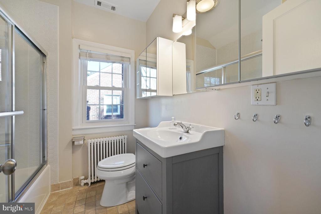 5314 42ND PL NW