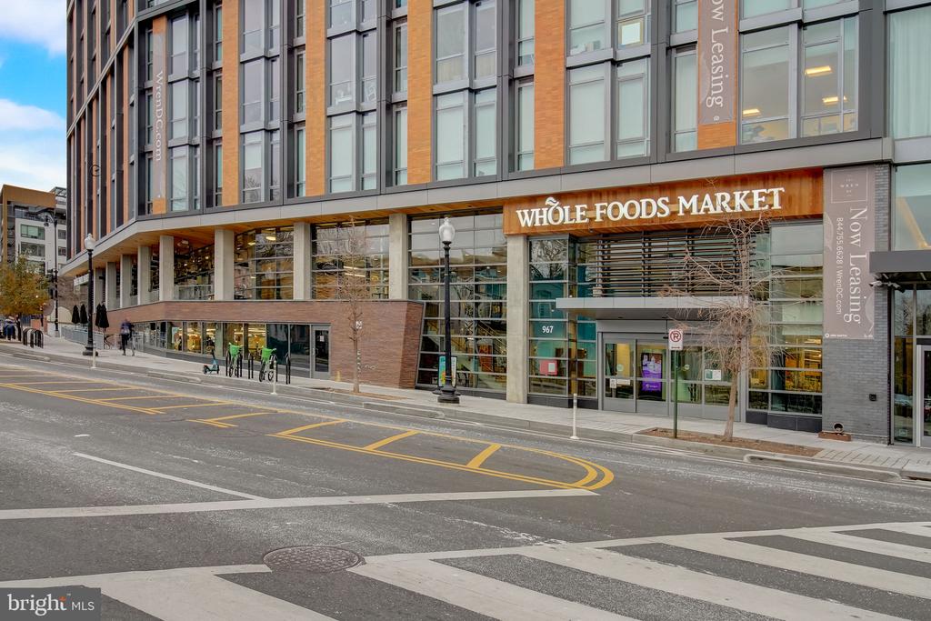 3110 Georgia Ave NW #302