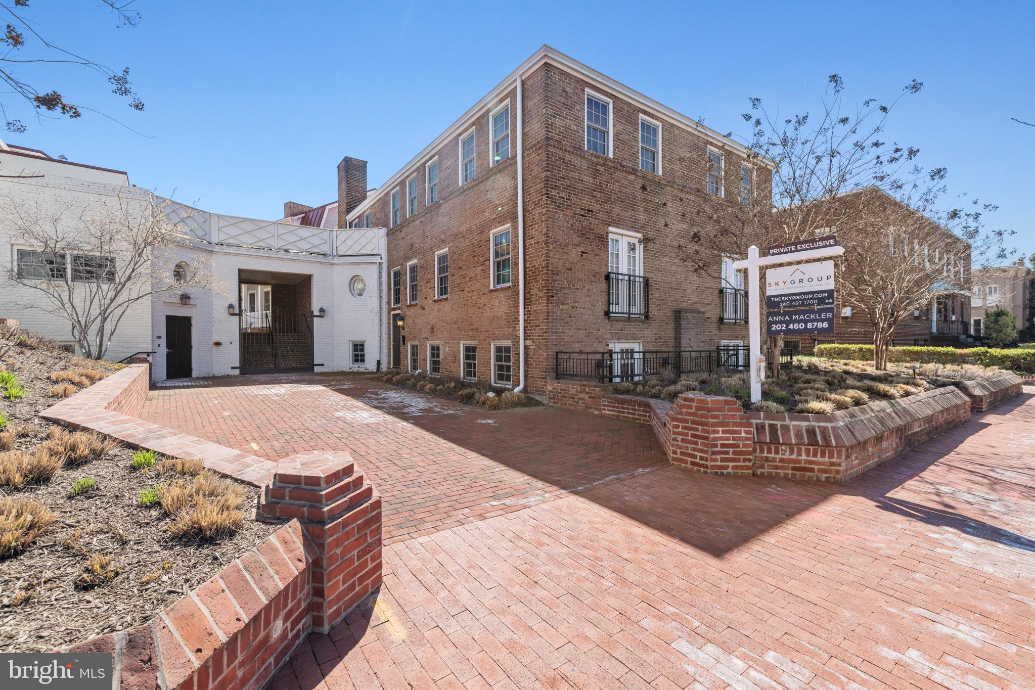 611 D St SE #4a