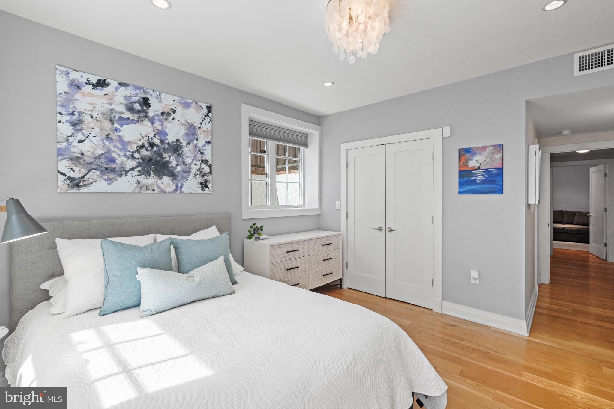 611 D St SE #4a