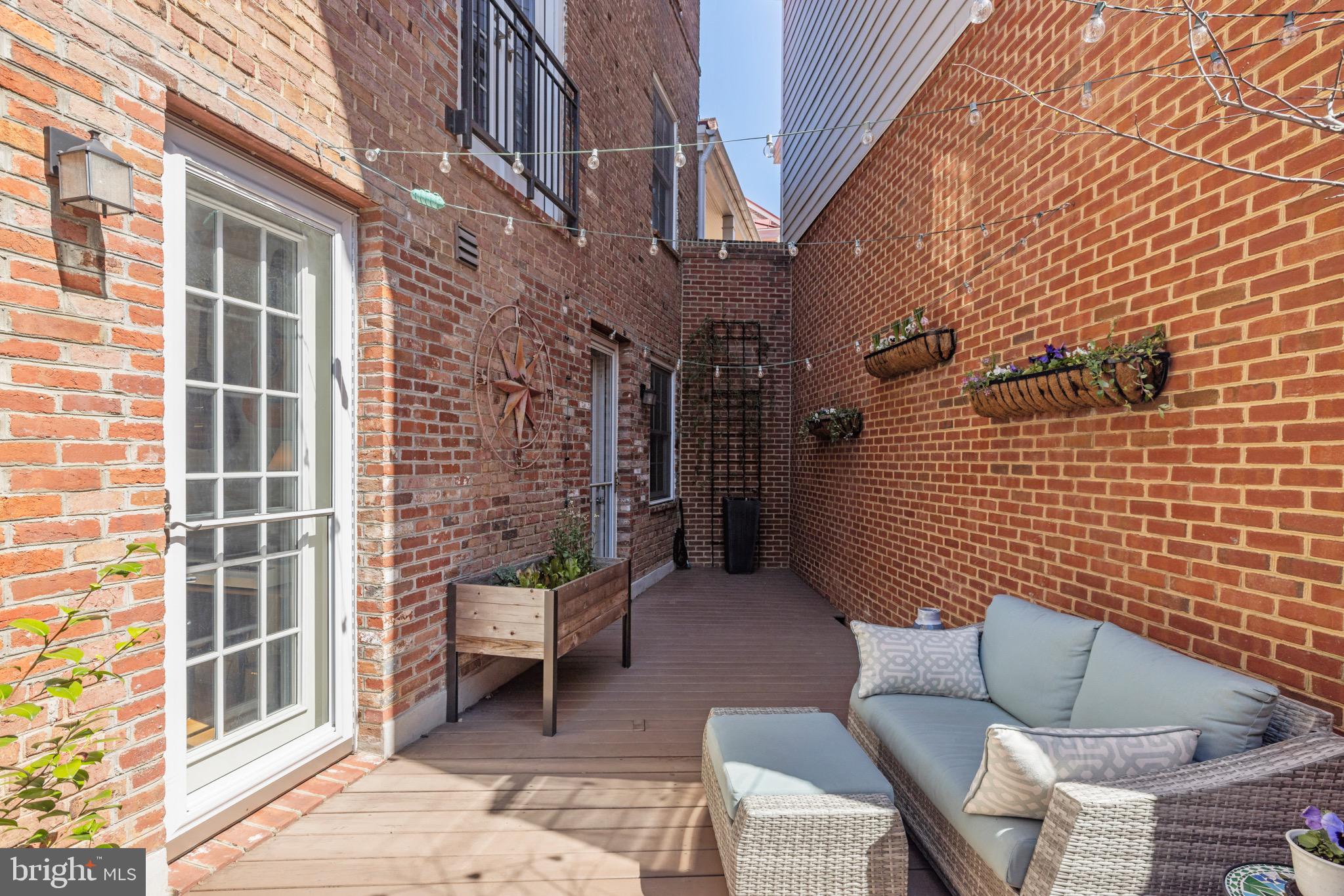 611 D St SE #4a