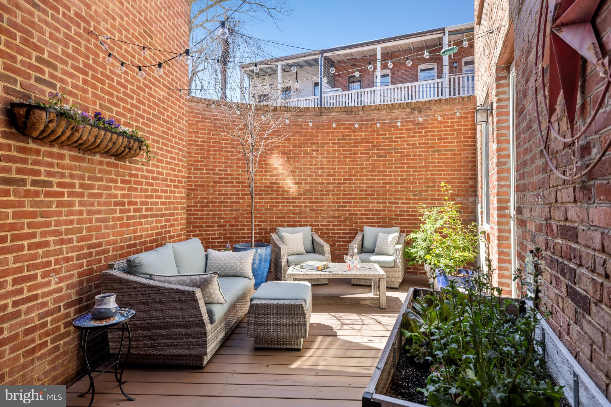 611 D St SE #4a