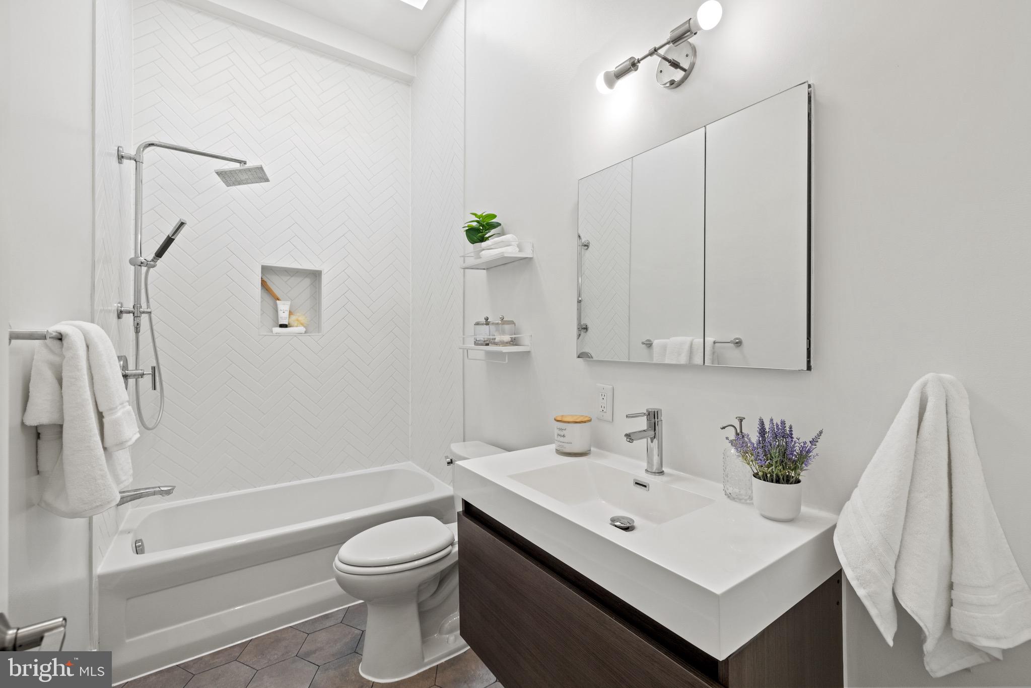 2803 Sherman Ave NW #2