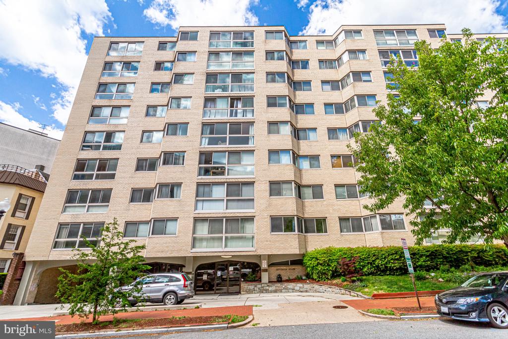 922 24th St NW #601