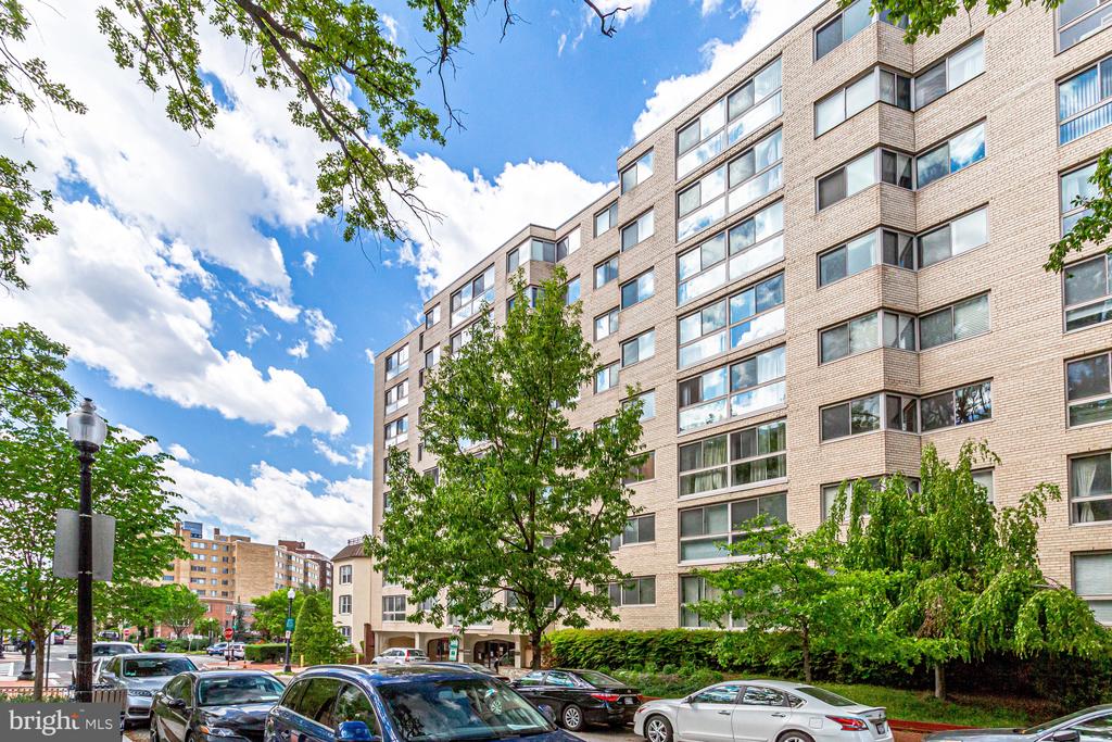 922 24th St NW #601