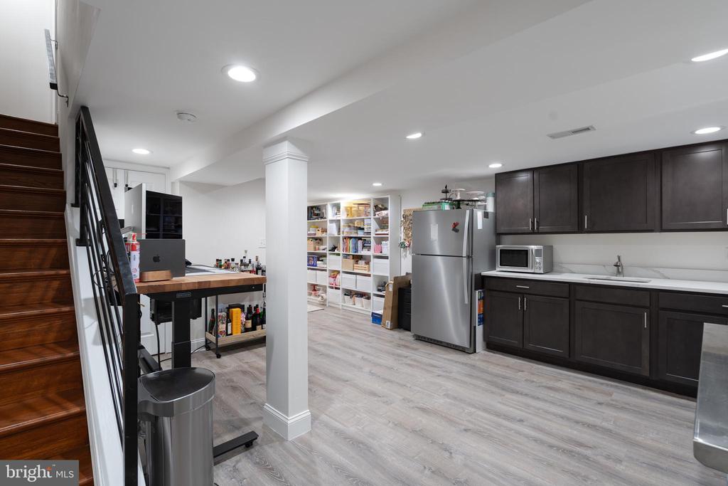 806 Decatur St NW
