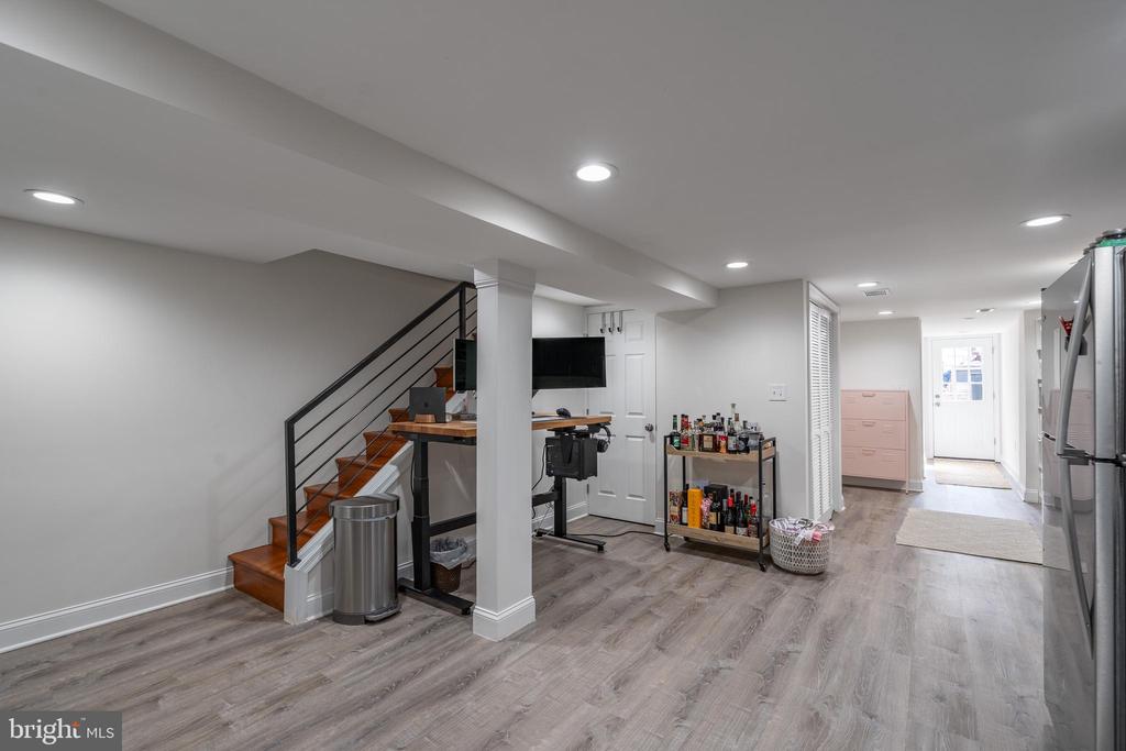 806 Decatur St NW
