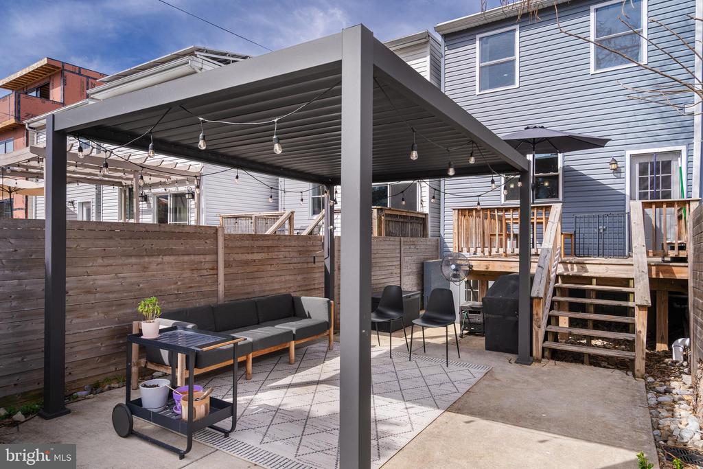 806 Decatur St NW