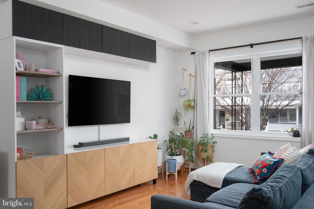 806 Decatur St NW