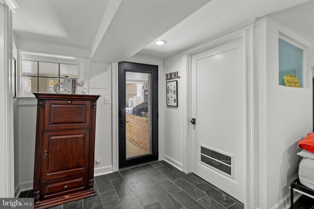 514 Decatur St NW