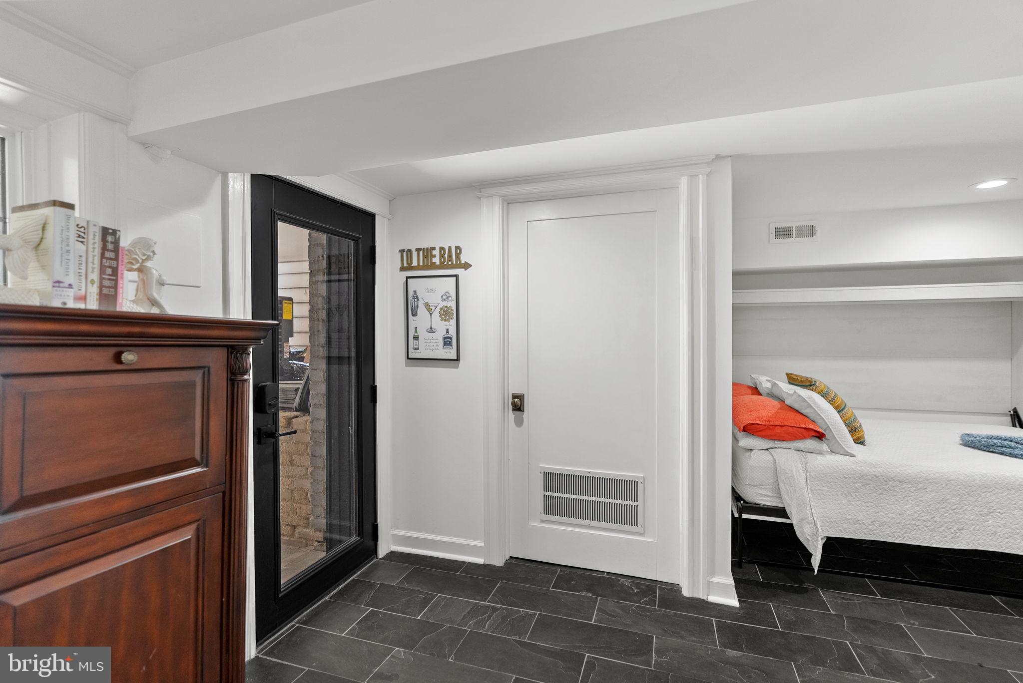 514 Decatur St NW