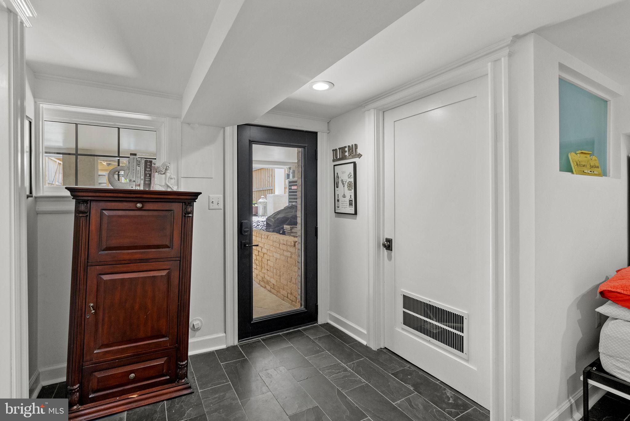 514 Decatur St NW