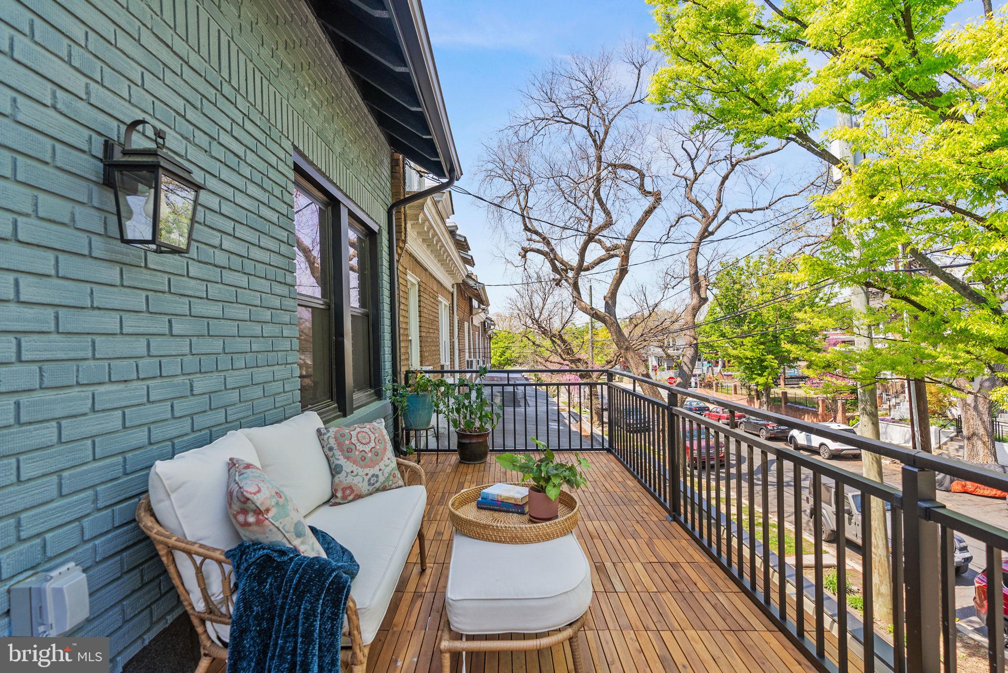 514 Decatur St NW