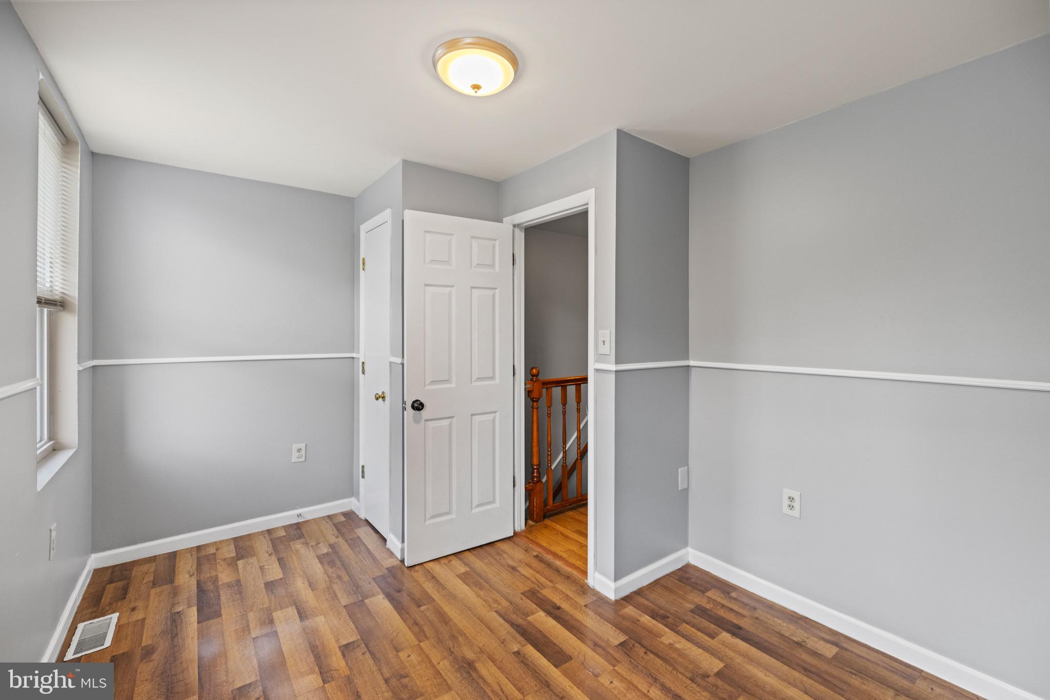 1385 Morris Rd SE