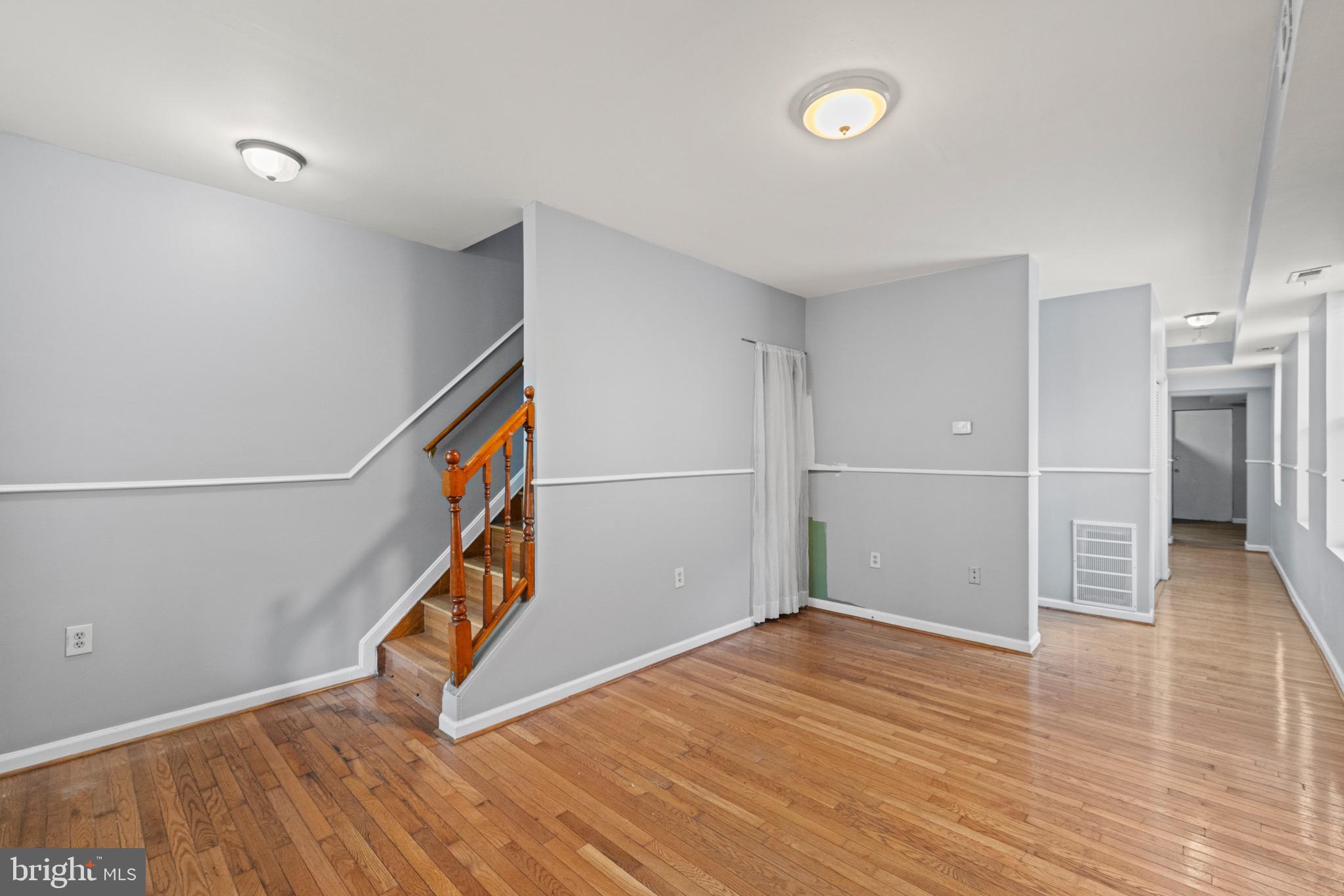 1385 Morris Rd SE