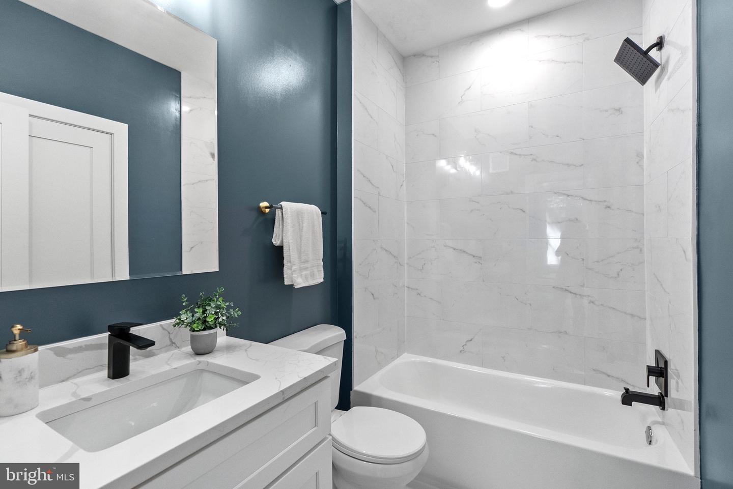 2019 M St NE #1